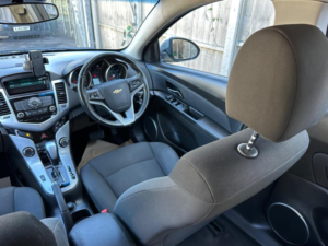 2013 Chevrolet Cruze 1.8 Lt Auto Euro 5 5dr in Silver — image 5