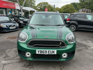 2019 MINI Countryman 1.5 Countryman Cooper S E Exclusive in Green — image 2