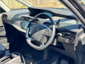 2014 Citroen C4 Picasso 1.6 E-Hdi Airdream Vtr+ Etg6 Euro 5 (s/s) 5dr in Grey — image 5