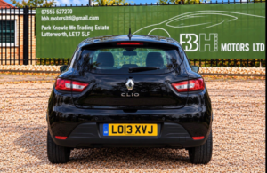 2013 Renault Clio 1.5 Dci Eco Dynamique Medianav Euro 5 (s/s) 5dr in Black — image 2