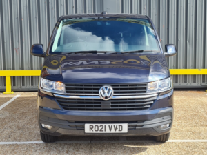 2021 Volkswagen Transporter VW T30 Highline Auto in Blue — image 2