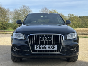 2016 Audi Q5 2.0 Tdi S Line Plus in Black — image 2