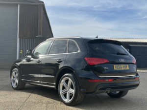 2016 Audi Q5 2.0 Tdi S Line Plus in Black — image 6