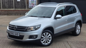 2013 Volkswagen Tiguan 2.0 Tdi Bluemotion Tech Match DSG 4WD Euro 5 (s/s) 5dr in Silver — image 2