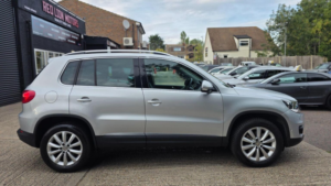 2013 Volkswagen Tiguan 2.0 Tdi Bluemotion Tech Match DSG 4WD Euro 5 (s/s) 5dr in Silver — image 5