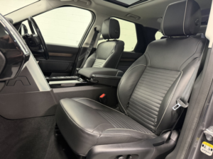 2018 Land Rover Discovery 3.0 Td V6 Hse Auto in Grey — image 3