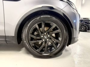 2018 Land Rover Discovery 3.0 Td V6 Hse Auto in Grey — image 4