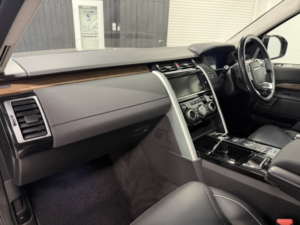 2018 Land Rover Discovery 3.0 Td V6 Hse Auto in Grey — image 6
