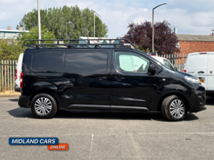 2022 Citroen Dispatch 1.5 Bluehdi 1000 Enterprise Pro M in Black — image 5