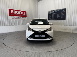 2016 Toyota Aygo 1.0 Vvt-I X-Pression X-Wave Euro 5 5dr Euro 5 in White — image 5