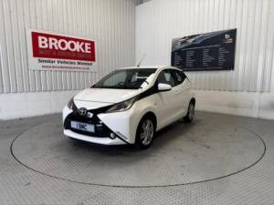 2016 Toyota Aygo 1.0 Vvt-I X-Pression X-Wave Euro 5 5dr Euro 5 in White — image 6