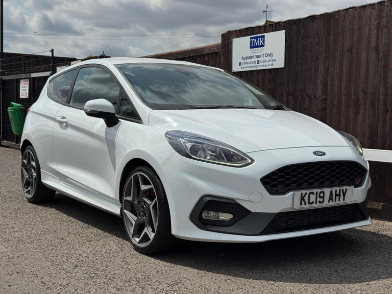 2019 Ford Fiesta 1.5t Ecoboost St-2 Euro 6 (s/s) 3dr in White — image 1