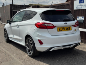 2019 Ford Fiesta 1.5t Ecoboost St-2 Euro 6 (s/s) 3dr in White — image 2