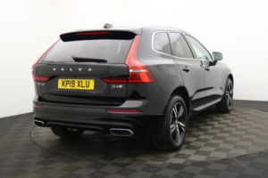 2019 Volvo Xc60 2.0 D4 R-Design SUV 5dr Diesel Auto AWD Euro 6 (s/s) (190 Ps) in Black — image 5