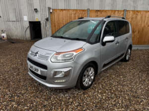 2015 Citroen C3 Picasso 1.6 Vti Exclusive Etg6 Euro 5 5dr in Silver — image 3