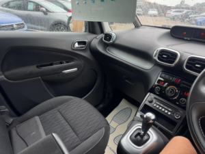 2015 Citroen C3 Picasso 1.6 Vti Exclusive Etg6 Euro 5 5dr in Silver — image 6