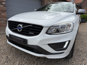 2015 Volvo Xc60 2.0 R-Design D4 (181hp) in White — image 5