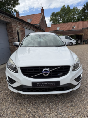 2015 Volvo Xc60 2.0 R-Design D4 (181hp) in White — image 6