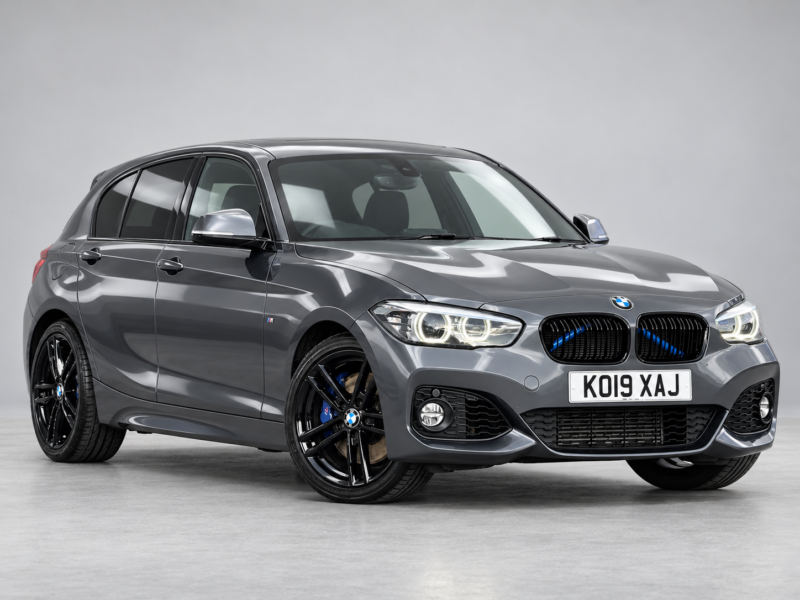 2019 BMW 1 Series 1.5 118i M Sport Shadow Edition 5-Door in Grey — image 1
