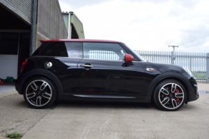 2017 MINI Hatch 2.0 John Cooper Works 3-Door Hatch in Black — image 2
