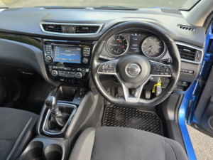 2018 Nissan Qashqai 1.5 Dci Acenta Premium in Blue — image 3
