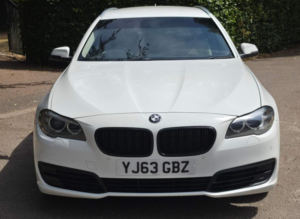 2013 BMW 5 Series 520d Se Touring in White — image 2