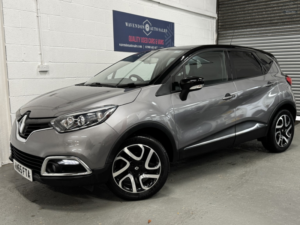 2015 Renault Captur 1.2 Dynamique S Nav Tce 120 Auto in Grey — image 2