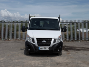 2019 Nissan Nv400 2.3 Dci 35 Se Chassis Cab 2dr Diesel Manual Fwd L3 Euro 6 (130 Ps) in White — image 6