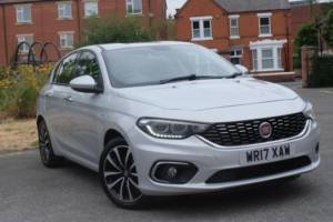 2017 Fiat Tipo 1.4 Mpi Lounge Euro 6 5dr in Grey — image 3