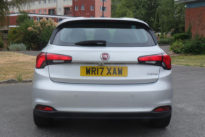 2017 Fiat Tipo 1.4 Mpi Lounge Euro 6 5dr in Grey — image 5