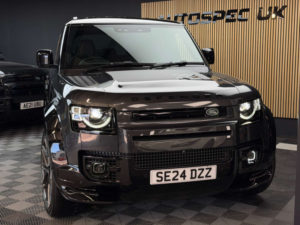 2024 Land Rover Defender 110 3.0 D300 Mhev X-Dynamic Hse Hard Top SUV 5dr Diesel Auto 4WD Mwb Euro 6 (s/s) (300 Ps) in Grey — image 5