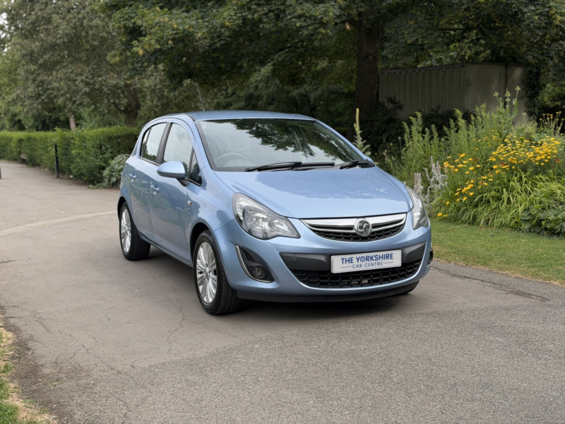 2014 Vauxhall Corsa 1.2 16v Se in Blue — image 1