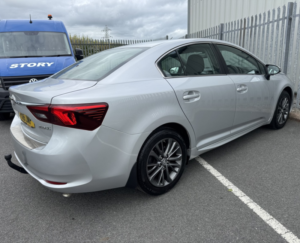 2016 Toyota Avensis Business Edition 1.6 D-4d in Silver — image 5