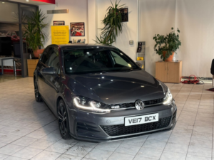 2017 Volkswagen Golf 2.0 Tdi Bluemotion Tech Gtd in Grey — image 2