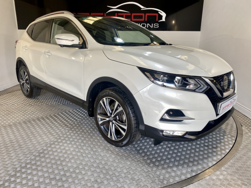 2019 Nissan Qashqai 1.3 Dig-T N-Connecta in White — image 1