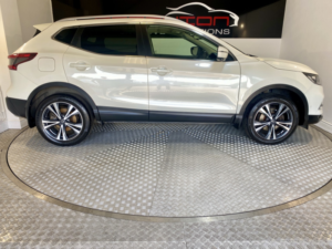 2019 Nissan Qashqai 1.3 Dig-T N-Connecta in White — image 5