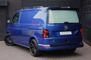 2024 Volkswagen Transporter 2.0 Tdi T28 Highline DSG Fwd Swb Euro 6 (s/s) 5dr in Blue — image 6