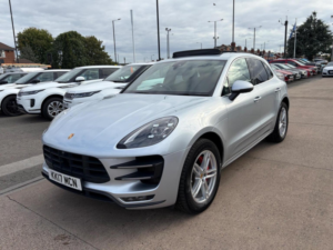 2017 Porsche Macan 3.6t V6 Turbo Pdk 4WD Euro 6 (s/s) 5dr in Silver — image 6