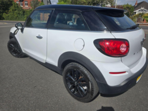2016 MINI Paceman 1.6 Cooper Auto Euro 5 3dr in White — image 4