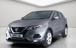 2019 Nissan Qashqai 1.5 Dci Acenta Premium Euro 6 (s/s) 5dr in Grey — image 3