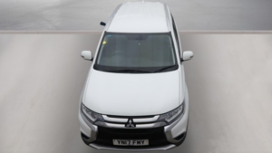 2017 Mitsubishi Outlander Di-D 2 in White — image 6