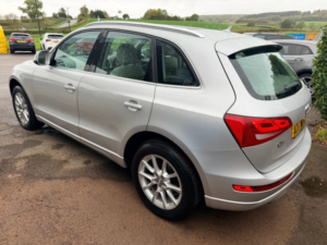 2011 Audi Q5 2.0 Tdi Se SUV 5dr Diesel S Tronic Quattro Euro 5 (170 Ps) in Silver — image 4
