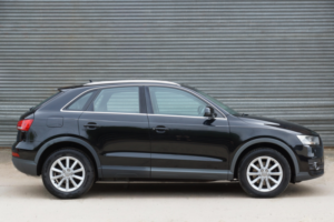 2012 Audi Q3 2.0 Tfsi Se in Black — image 2