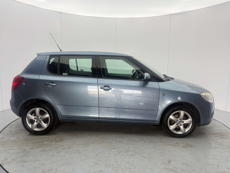 2008 Skoda Fabia 1.2 Htp 12v 2 in Grey — image 1