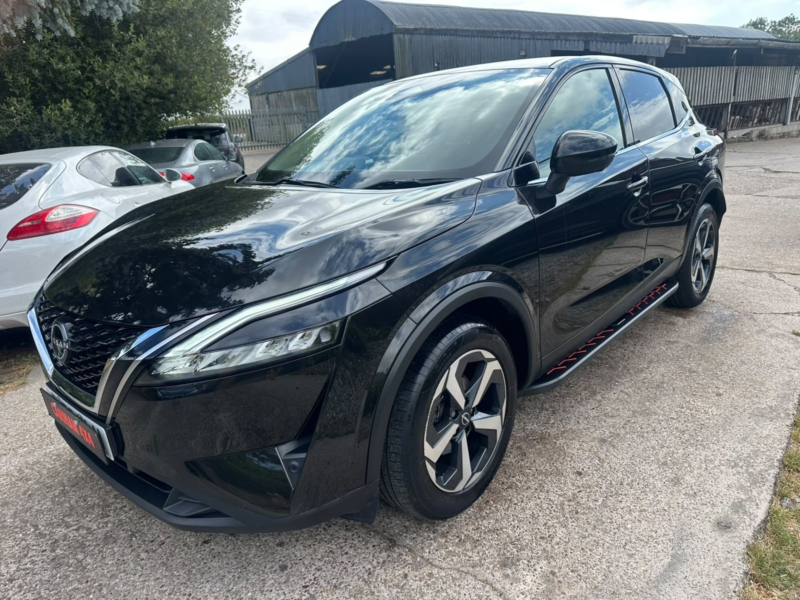2022 Nissan Qashqai 1.3 Dig-T Mhev N-Connecta in Black — image 1