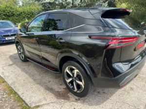 2022 Nissan Qashqai 1.3 Dig-T Mhev N-Connecta in Black — image 4