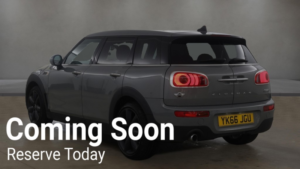 2016 MINI Clubman 2.0 Clubman Cooper D in Grey — image 3