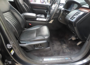 2019 Land Rover Discovery 3.0 Sd V6 Hse Luxury Auto 4WD Euro 6 (s/s) 5dr in Grey — image 3