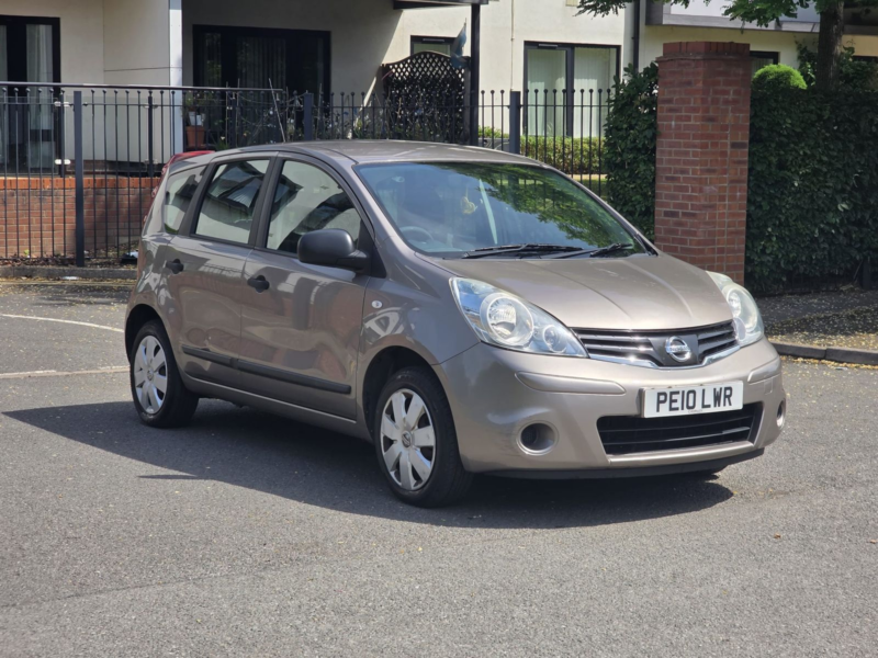 2010 Nissan Note 1.4 16v Visia Hatchback 5dr Petrol Manual Euro 4 (88 Ps) in Beige — image 1