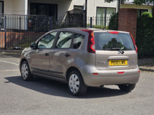 2010 Nissan Note 1.4 16v Visia Hatchback 5dr Petrol Manual Euro 4 (88 Ps) in Beige — image 4